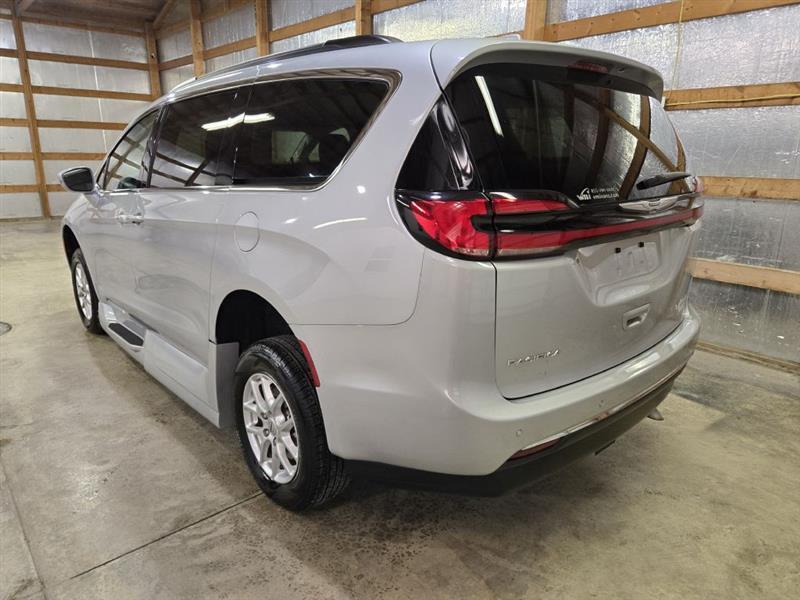 Chrysler Pacifica Touring-L 2022