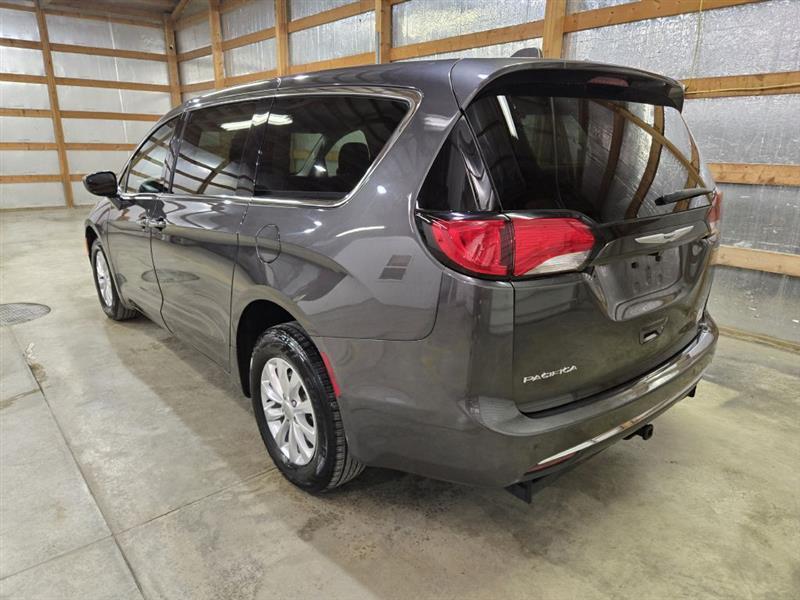 Chrysler Pacifica Touring Plus 2019