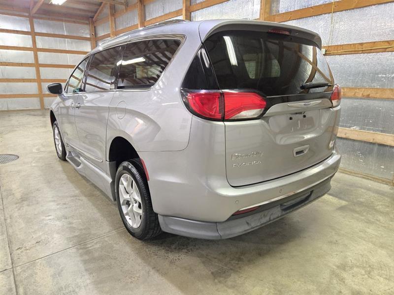 Chrysler Pacifica Touring-L 2018