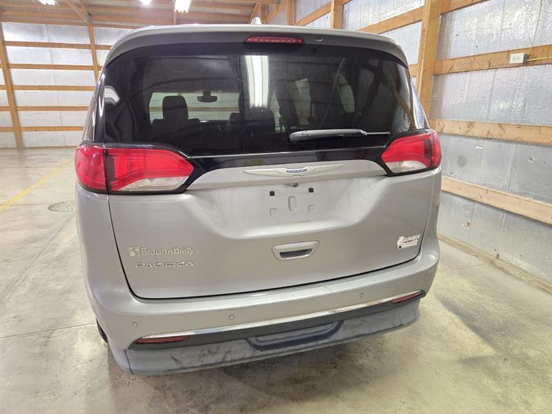 Chrysler Pacifica Touring-L 2018
