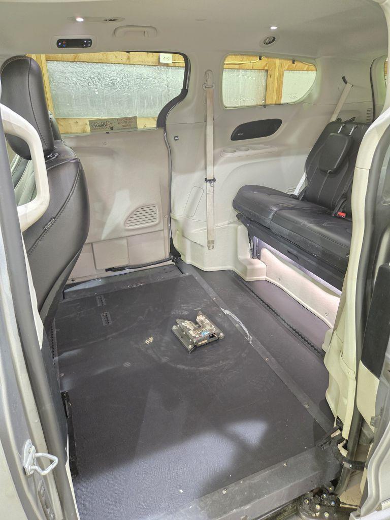 Chrysler Pacifica Touring-L 2018