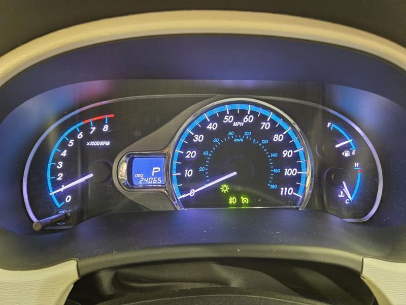 Toyota Sienna XLE FWD 8-Passenger V6 2014