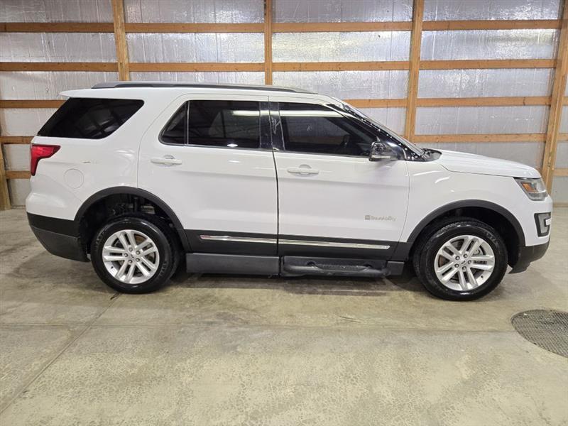 Ford Explorer XLT FWD 2017