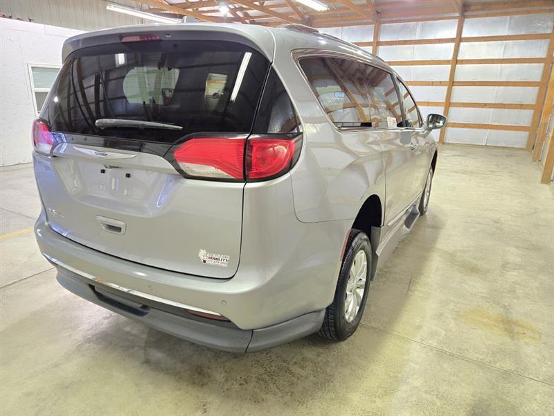 Chrysler Pacifica Touring-L 2018