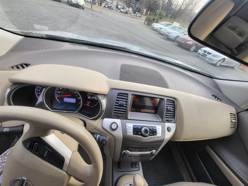 Nissan Murano S 2012