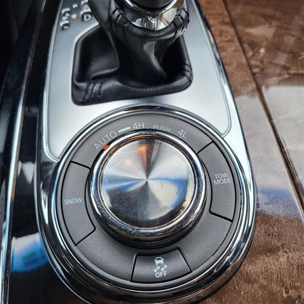 Infiniti QX56 4WD 2013