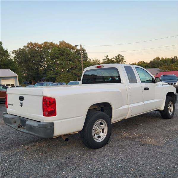 Dodge Dakota ST Club Cab 2WD 2007 Dodge Dakota ST Club Cab 2WD 2007