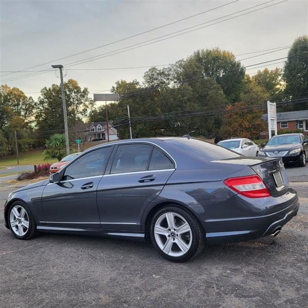 Mercedes-Benz C-Class C300 4MATIC Sport Sedan 2011 Mercedes-Benz C-Class C300 4MATIC Sport Sedan 2011