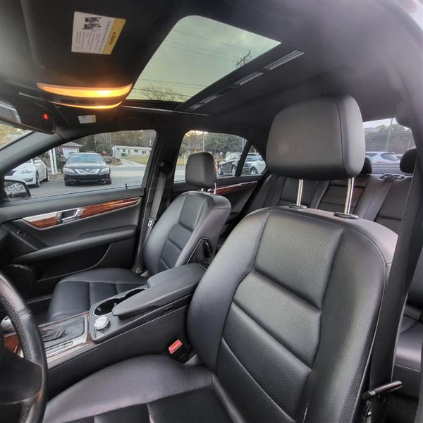 Mercedes-Benz C-Class C300 4MATIC Sport Sedan 2011 Mercedes-Benz C-Class C300 4MATIC Sport Sedan 2011