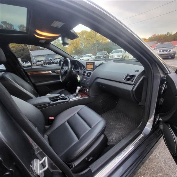 Mercedes-Benz C-Class C300 4MATIC Sport Sedan 2011 Mercedes-Benz C-Class C300 4MATIC Sport Sedan 2011