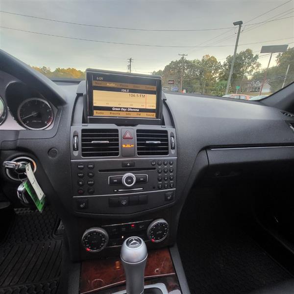 Mercedes-Benz C-Class C300 4MATIC Sport Sedan 2011 Mercedes-Benz C-Class C300 4MATIC Sport Sedan 2011