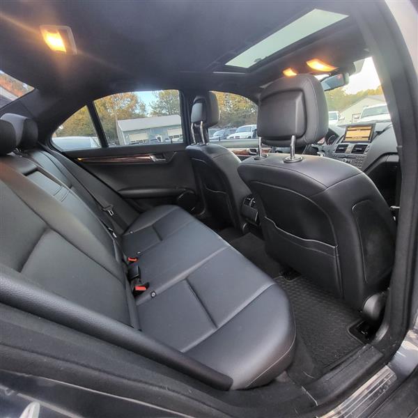 Mercedes-Benz C-Class C300 4MATIC Sport Sedan 2011 Mercedes-Benz C-Class C300 4MATIC Sport Sedan 2011