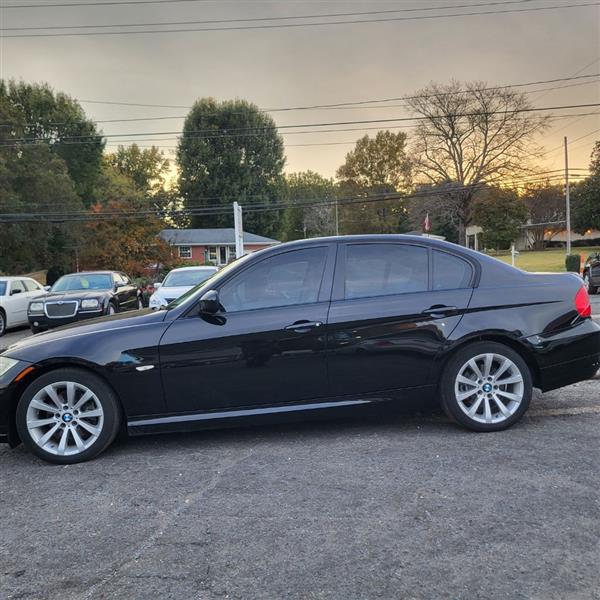 BMW 3-Series 328i SA 2011 BMW 3-Series 328i SA 2011