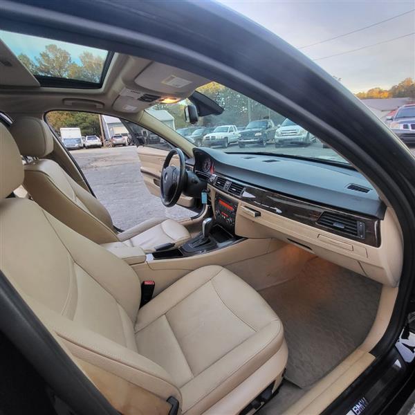 BMW 3-Series 328i SA 2011 BMW 3-Series 328i SA 2011