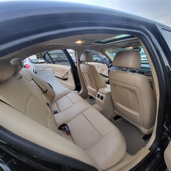 BMW 3-Series 328i SA 2011 BMW 3-Series 328i SA 2011