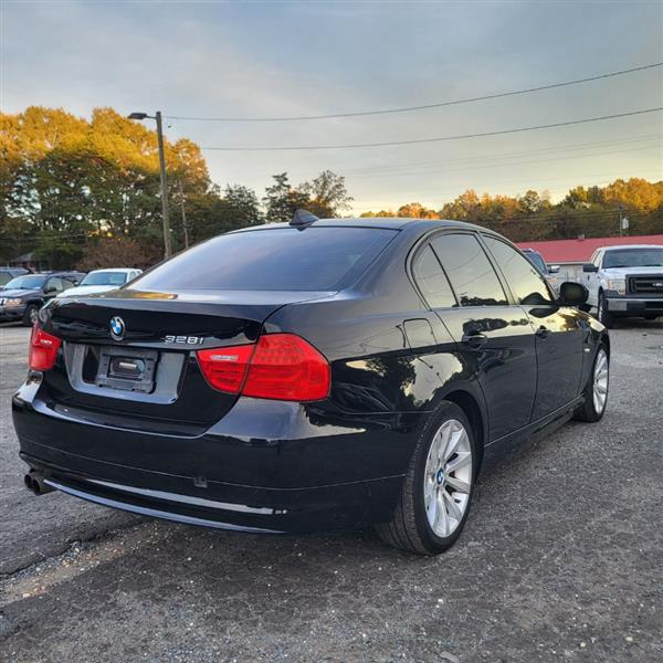 BMW 3-Series 328i SA 2011 BMW 3-Series 328i SA 2011