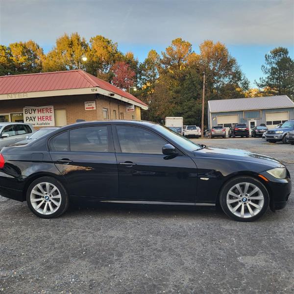 BMW 3-Series 328i SA 2011 BMW 3-Series 328i SA 2011