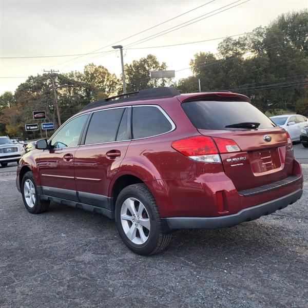 Subaru Outback 2.5i Premium 2013 Subaru Outback 2.5i Premium 2013