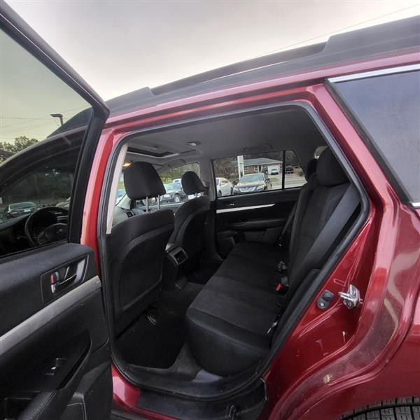 Subaru Outback 2.5i Premium 2013 Subaru Outback 2.5i Premium 2013