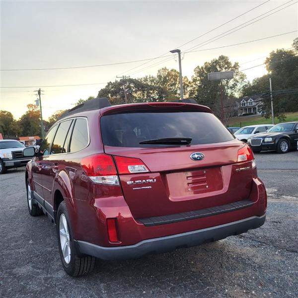 Subaru Outback 2.5i Premium 2013 Subaru Outback 2.5i Premium 2013