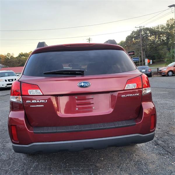 Subaru Outback 2.5i Premium 2013 Subaru Outback 2.5i Premium 2013