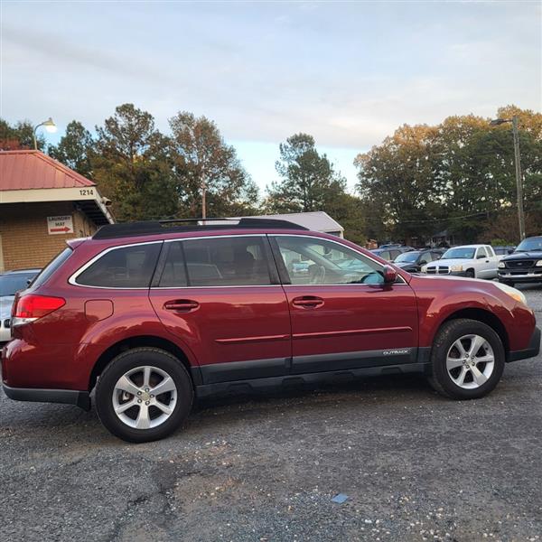 Subaru Outback 2.5i Premium 2013 Subaru Outback 2.5i Premium 2013