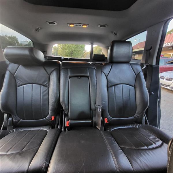 Buick Enclave CXL-2 AWD 2011 Buick Enclave CXL-2 AWD 2011