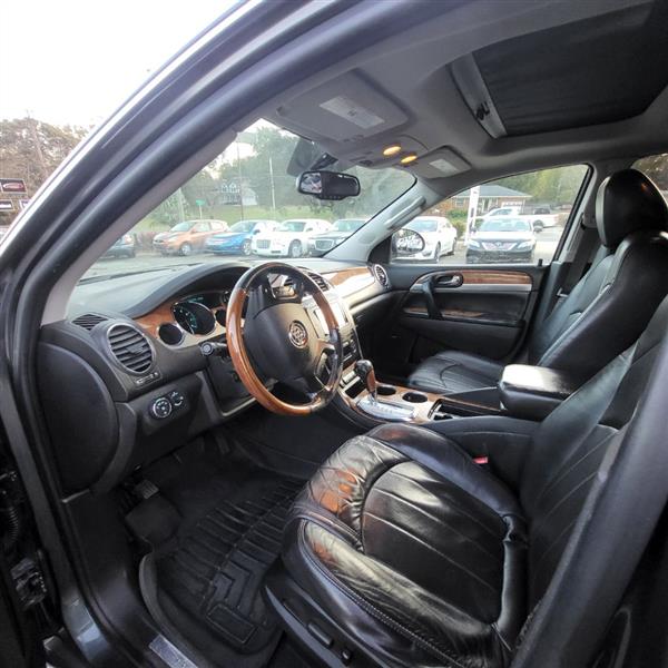 Buick Enclave CXL-2 AWD 2011 Buick Enclave CXL-2 AWD 2011