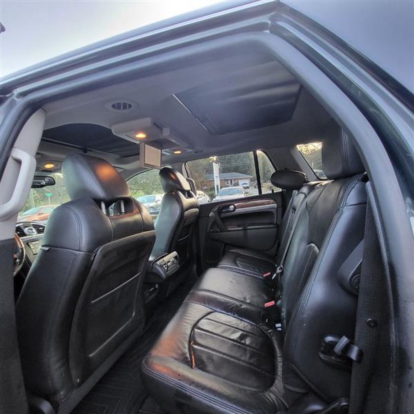 Buick Enclave CXL-2 AWD 2011 Buick Enclave CXL-2 AWD 2011