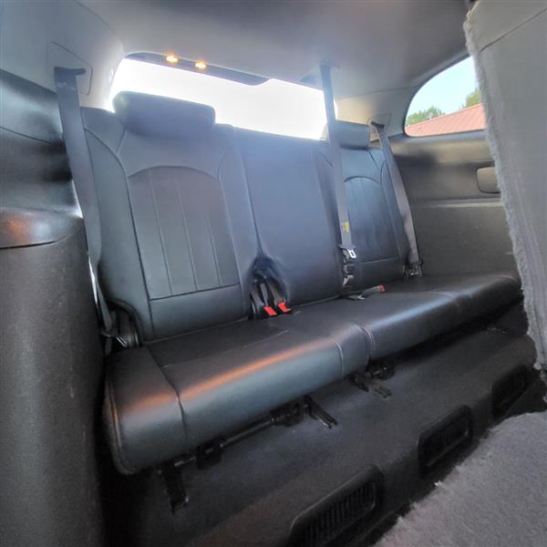 Buick Enclave CXL-2 AWD 2011 Buick Enclave CXL-2 AWD 2011