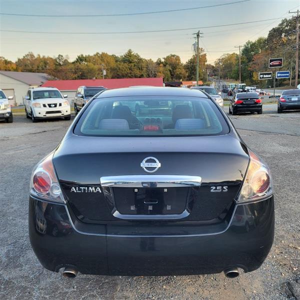 Nissan Altima 2.5 S 2010 Nissan Altima 2.5 S 2010