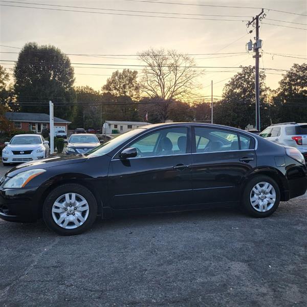 Nissan Altima 2.5 S 2010 Nissan Altima 2.5 S 2010