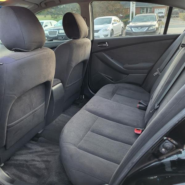 Nissan Altima 2.5 S 2010 Nissan Altima 2.5 S 2010