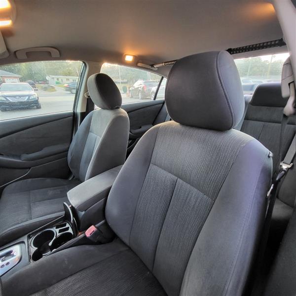 Nissan Altima 2.5 S 2010 Nissan Altima 2.5 S 2010