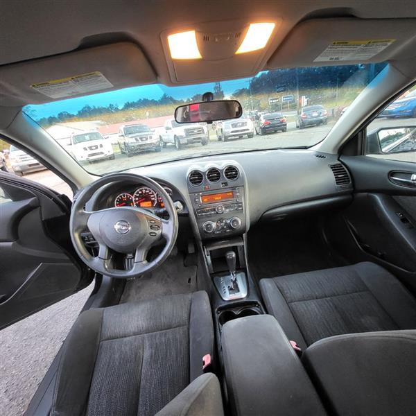 Nissan Altima 2.5 S 2010 Nissan Altima 2.5 S 2010