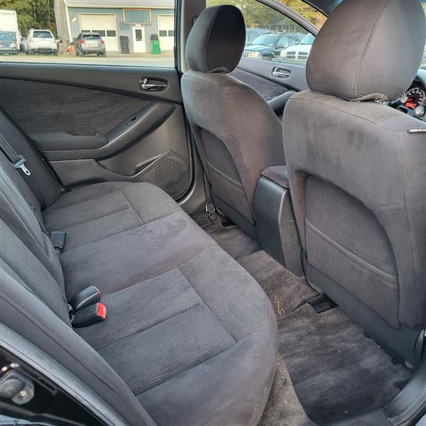 Nissan Altima 2.5 S 2010 Nissan Altima 2.5 S 2010