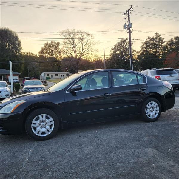 Nissan Altima 2.5 S 2010 Nissan Altima 2.5 S 2010