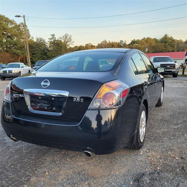 Nissan Altima 2.5 S 2010 Nissan Altima 2.5 S 2010