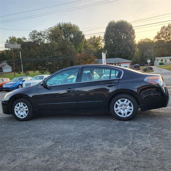 Nissan Altima 2.5 S 2010 Nissan Altima 2.5 S 2010