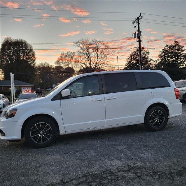 Dodge Grand Caravan SE 2018