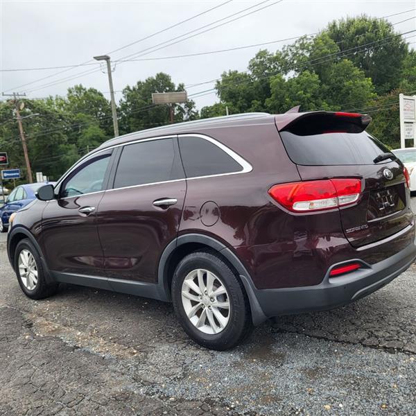 Kia Sorento LX 2WD 2016