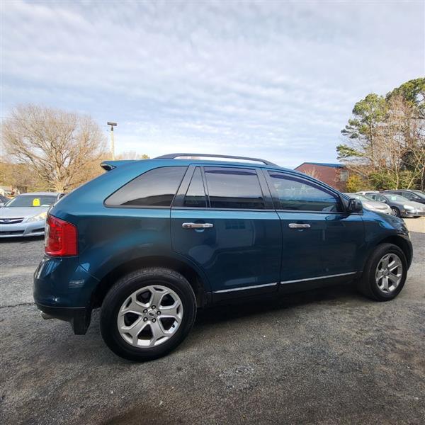 Ford Edge SEL FWD 2011