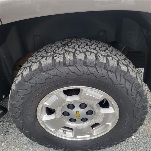 Chevrolet Tahoe LT 4WD 2011