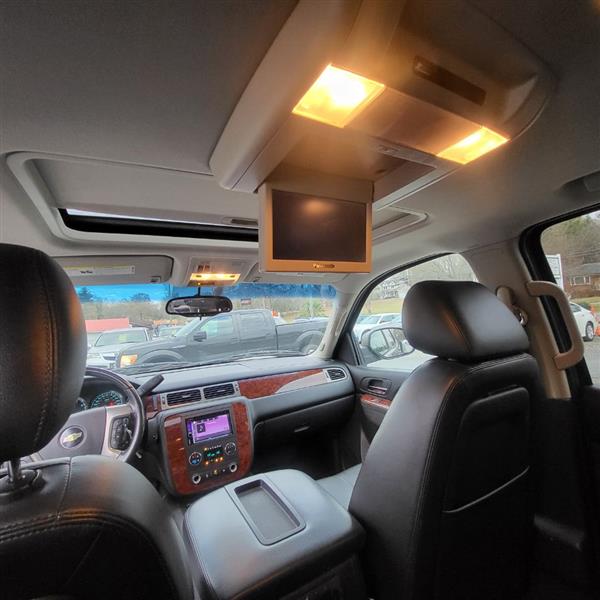 Chevrolet Tahoe LT 4WD 2011