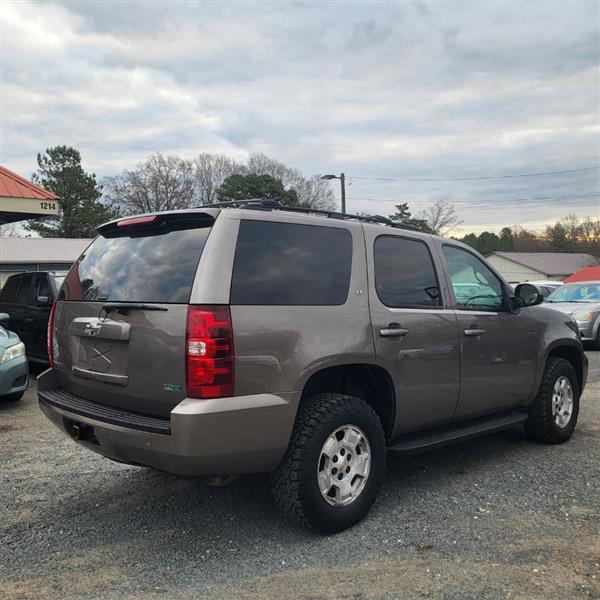Chevrolet Tahoe LT 4WD 2011
