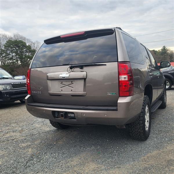 Chevrolet Tahoe LT 4WD 2011