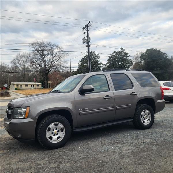 Chevrolet Tahoe LT 4WD 2011