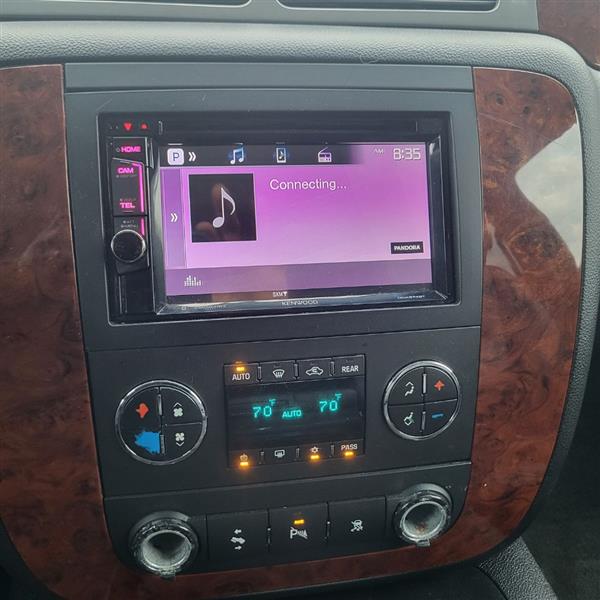 Chevrolet Tahoe LT 4WD 2011