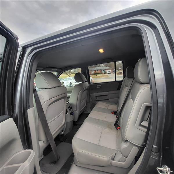 Honda Pilot LX 4WD 5-Spd AT 2013