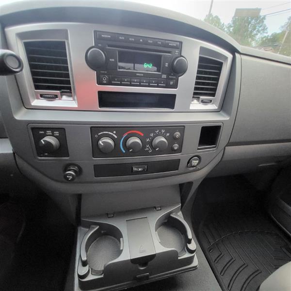 Dodge Ram 1500 SLT Quad Cab 4WD 2008